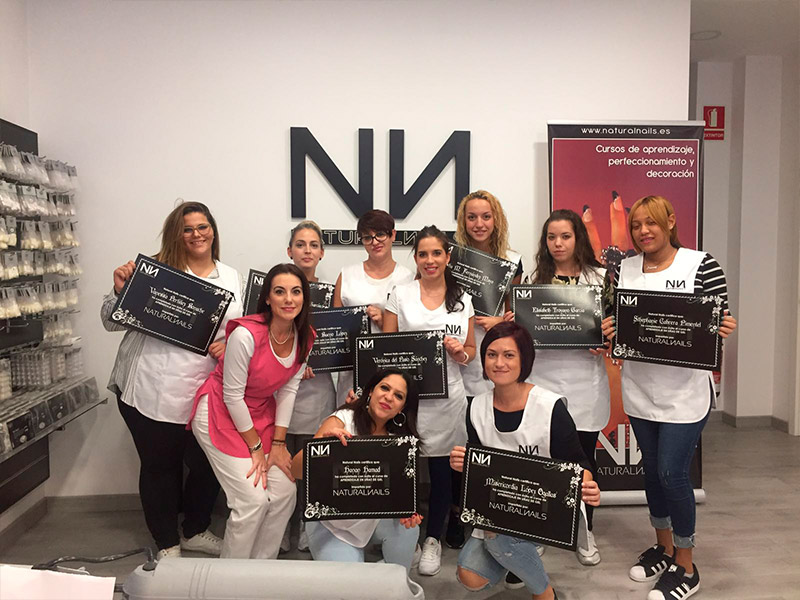 Equipo de la franquicia Natural Nails