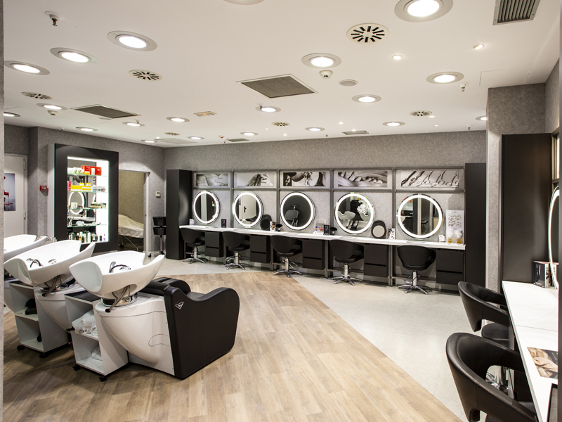 Interior_llongueras_peluquería