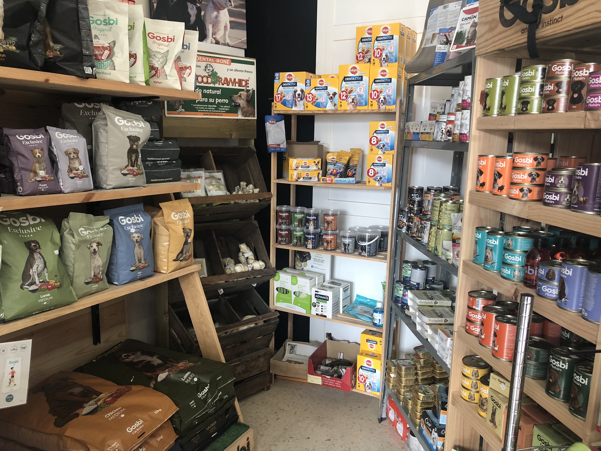 abre-negocio-tienda-especialziada-mascotas