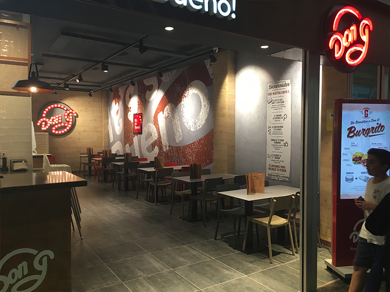 Local ambientado de comida rápida