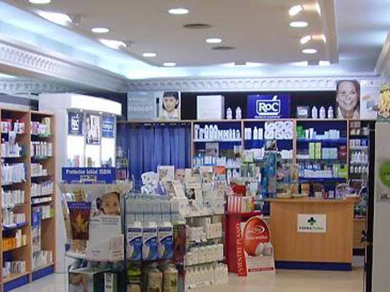 Interior de un local Farmatural