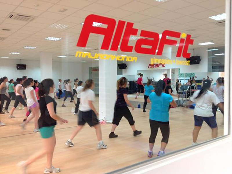 Franquicia de gimnasios Altafit Gimnasios Low Cost