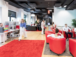 sala de trabajo academia My English School