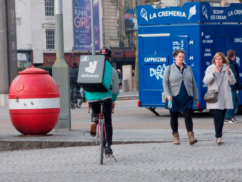 El nuevo objetivo de Deliveroo: lograr los 100 millones de clientes en Europa para 2019