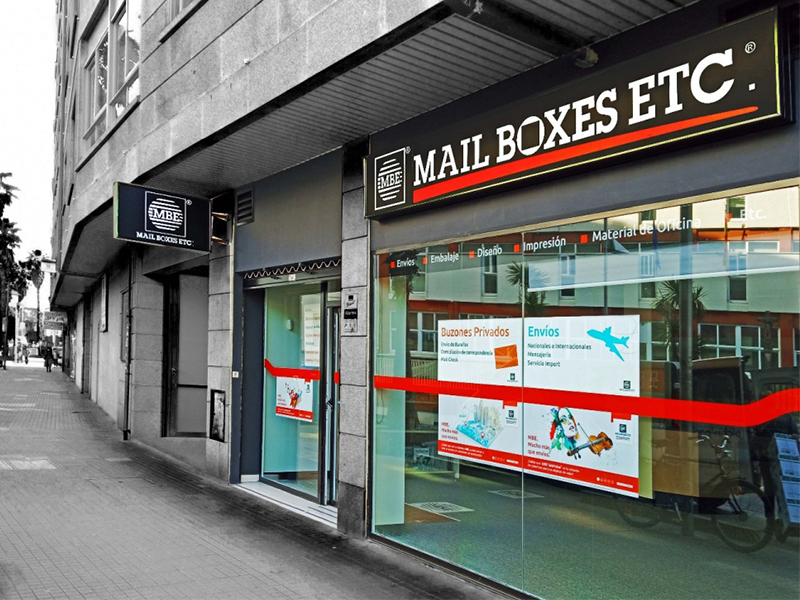 Exterior de la Franquicia Mail Boxes