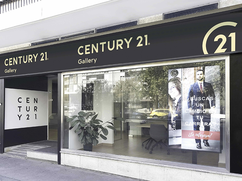 Fachada exterior de Century 21