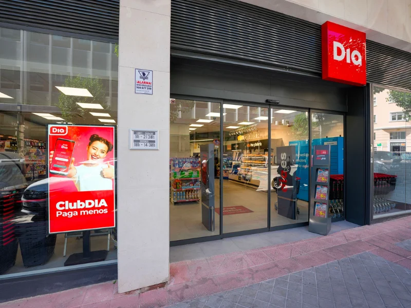 Fachada franquicia Dia por Franquicias Hoy