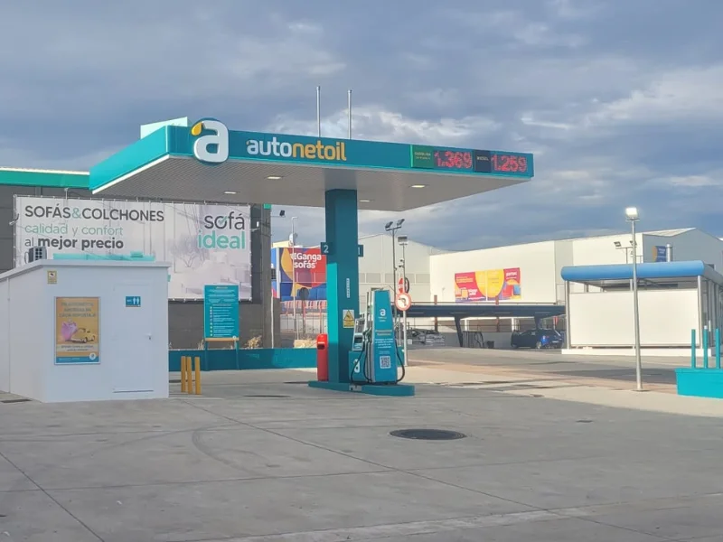 Gasolinera Autonetoil en España, franquicia de estaciones de servicio low cost en plena expansión nacional