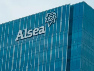 Edificio de Alsea Europa en Madrid, empresa líder en franquicias de restauración como Starbucks, Domino’s Pizza y VIPS