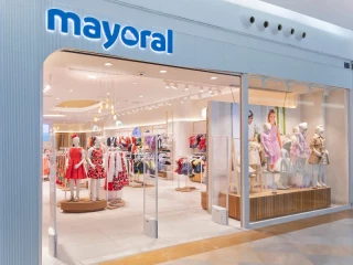 Fachada Franquicia Mayoral