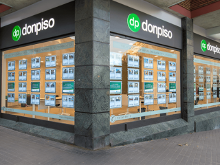 Fachada franquicia donpiso