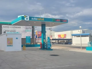 Gasolinera Autonetoil en España, franquicia de estaciones de servicio low cost en plena expansión nacional