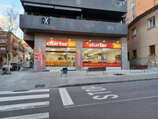 Fachada exterior franquicia Charter