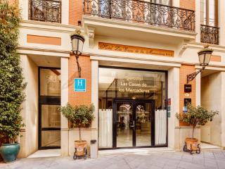 Fachada hotel de la franquicia Sercotel