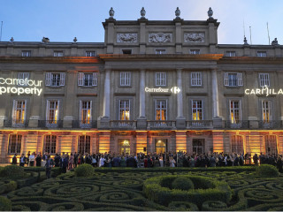 Foto del exterior de la gala entre Carmila y Carrefour property