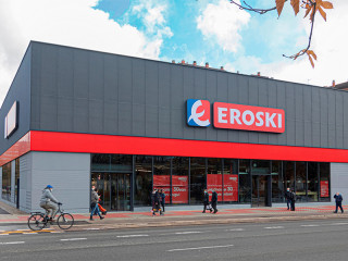 Exterior de Eroski rapid